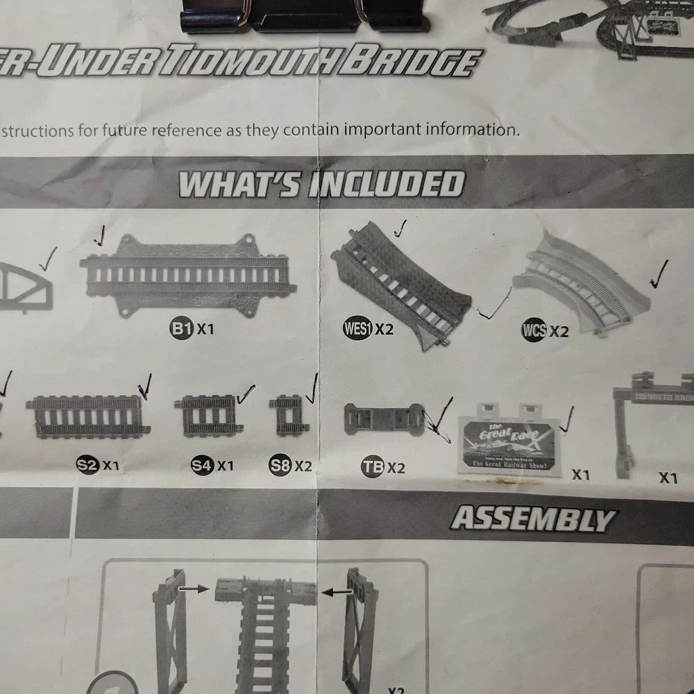 Thomas & Friends Over- Under Tidmouth Bridge Set -- motorized train WORKS